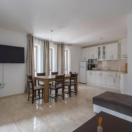 Sea Garden Marina 2 Apartment Βάρνα Εξωτερικό φωτογραφία