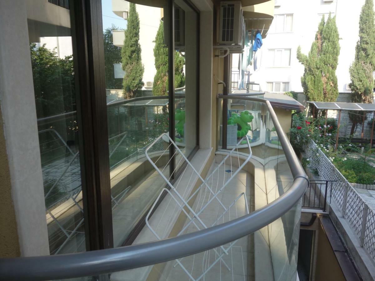 Sea Garden Marina 2 Apartment Βάρνα Εξωτερικό φωτογραφία